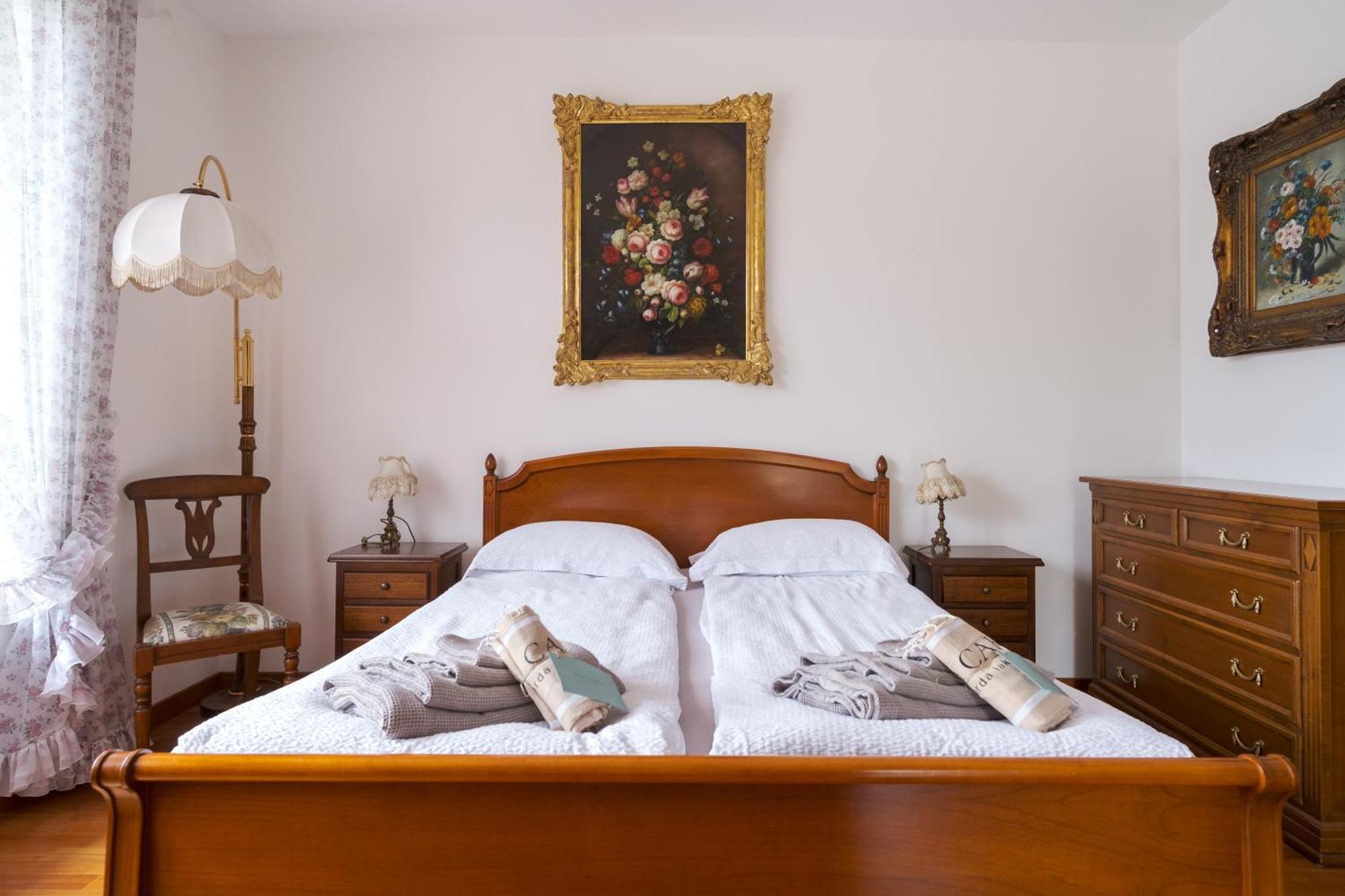 Villa Carini With 3000 Mq Garden & Heated Pool Castelnuovo del Garda Buitenkant foto